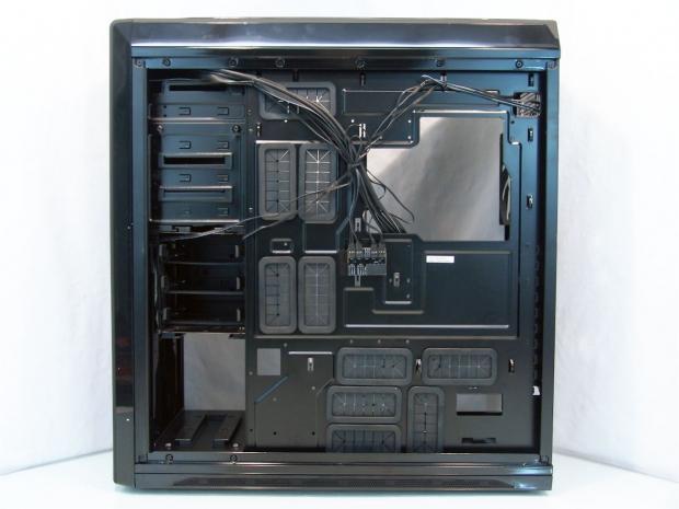 NZXT Switch 810 Full-Tower Chassis Review 26 NZXT Switch 810 Full-Tower Chassis Review 26