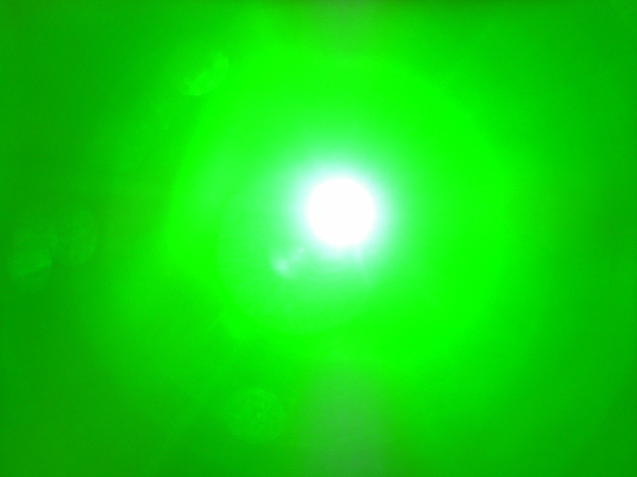 friendship Out Karu Wicked Lasers Spyder III Krypton 1 Watt Green Laser Review | TweakTown