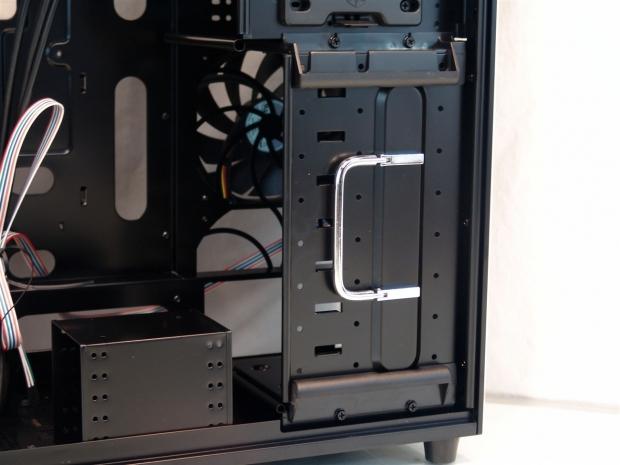 SilverStone TJ04-Evolution Mid-Tower Chassis Review 16