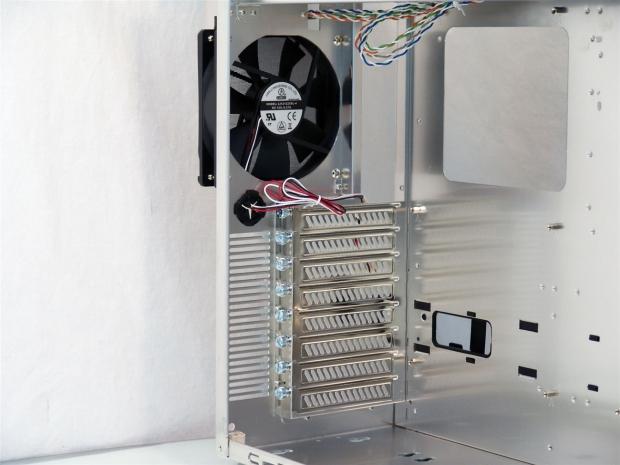 Lian Li PC-100 The Hammer Mid-Tower Chassis Review 14