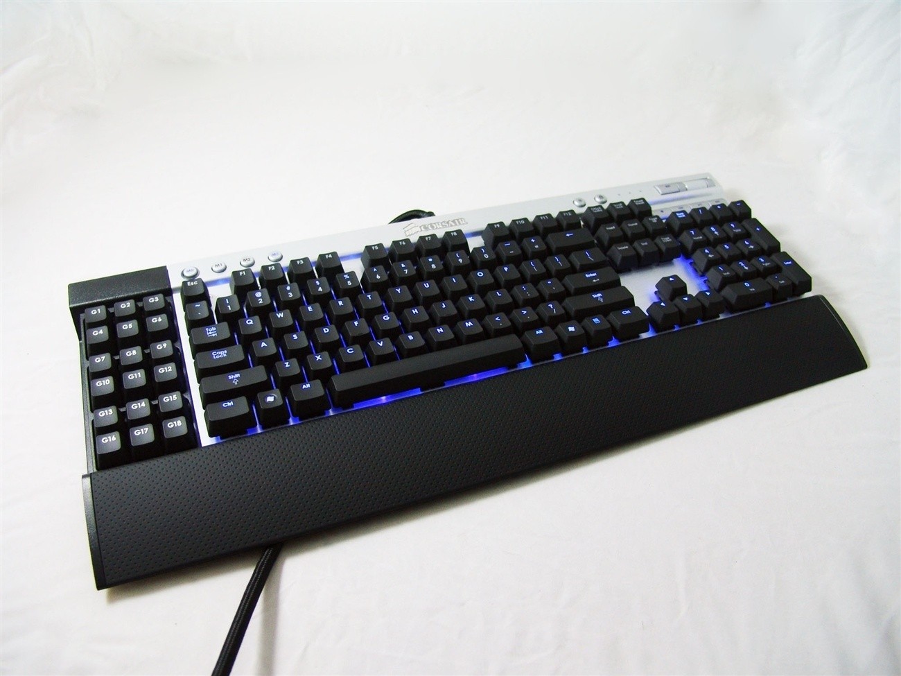 coping Seaport inch Corsair Vengeance K90 Performance MMO Mechanical Gaming Keyboard Review