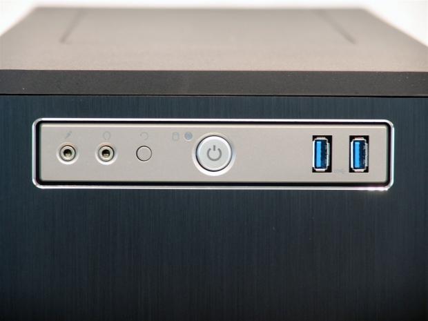 Corsair Obsidian 550D Mid-Tower Chassis Review 09