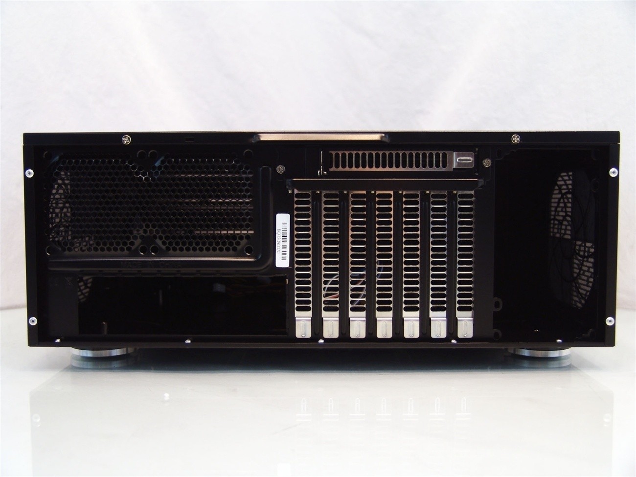 SilverStone Grandia SST-GD08B HTPC Chassis Review