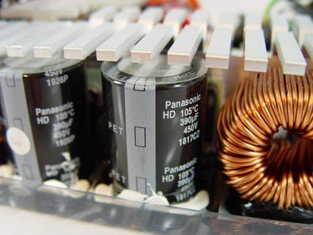 Cooler Master Silent Pro Gold 1200-watt Power Supply Review 22