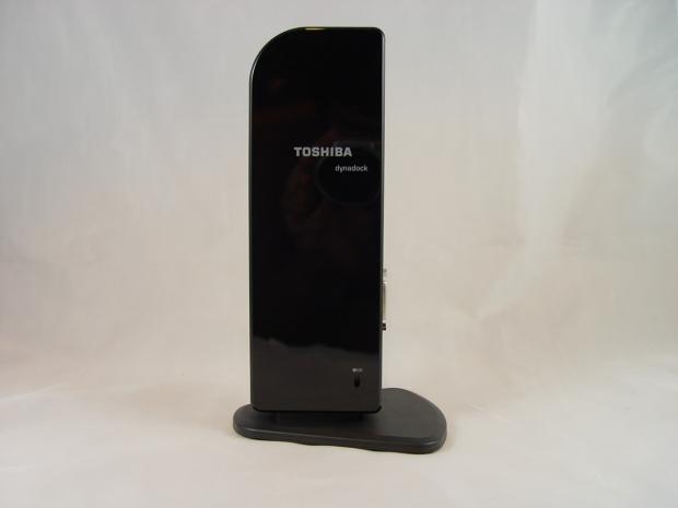 Toshiba Dynadock U3.0 Universal USB 3.0 Docking Station Review 09