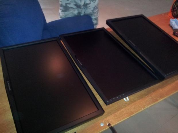 Alienware OptX AW2310 23-inch Monitor De-bezel Modification Guide 03