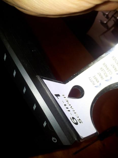 Alienware OptX AW2310 23-inch Monitor De-bezel Modification Guide 05