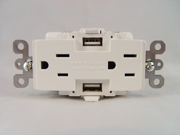 Newer Technology Power2U (USB Wall Power) Review 09