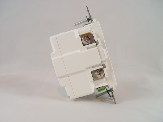 Newer Technology Power2U (USB Wall Power) Review 10