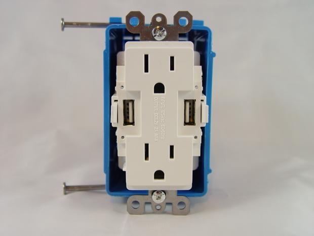 Newer Technology Power2U (USB Wall Power) Review 15