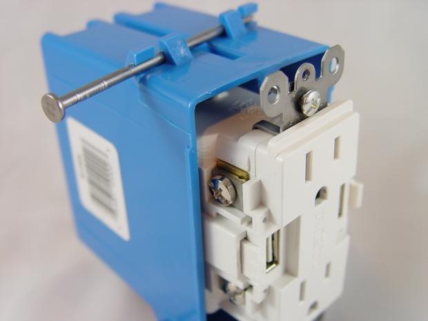 Newer Technology Power2U (USB Wall Power) Review 16