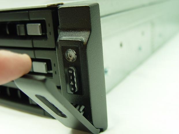 QNAP TS-EC1279U-RP Rack Mount 10GbE NAS Review 09