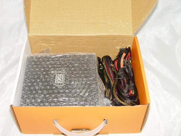 Xigmatek Tauro 700-watt Power Supply Review 10