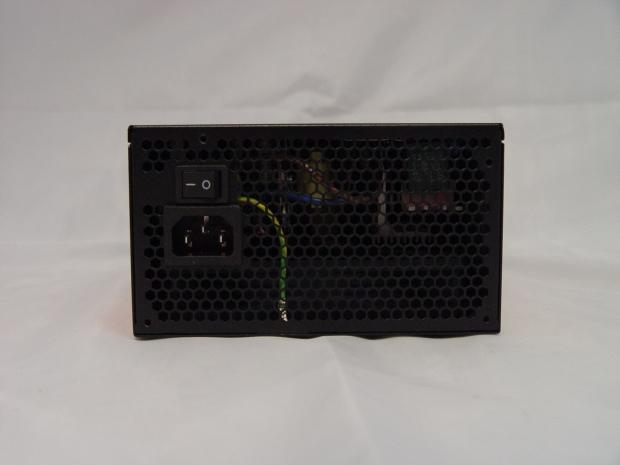 Xigmatek Tauro 700-watt Power Supply Review 14