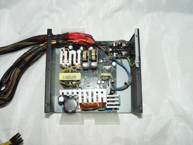 Xigmatek Tauro 700-watt Power Supply Review 20