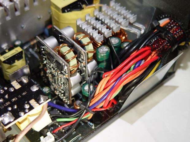 Xigmatek Tauro 700-watt Power Supply Review 22