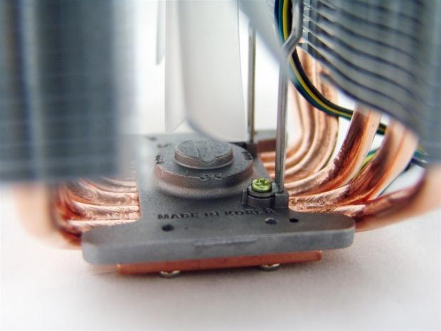 Zalman CNPS14X Ultra Quiet CPU Cooler Review 13 Zalman CNPS14X Ultra Quiet CPU Cooler Review 13