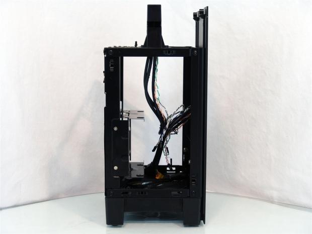 SilverStone Fortress SST-FT03B Mini Chassis Review 11 SilverStone Fortress SST-FT03B Mini Chassis Review 11