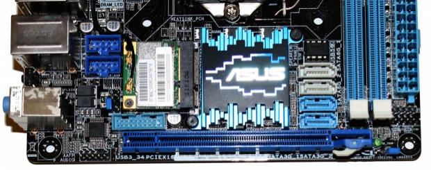 ASUS P8Z77-I Deluxe Mini-ITX (Intel Z77) Motherboard Review 08