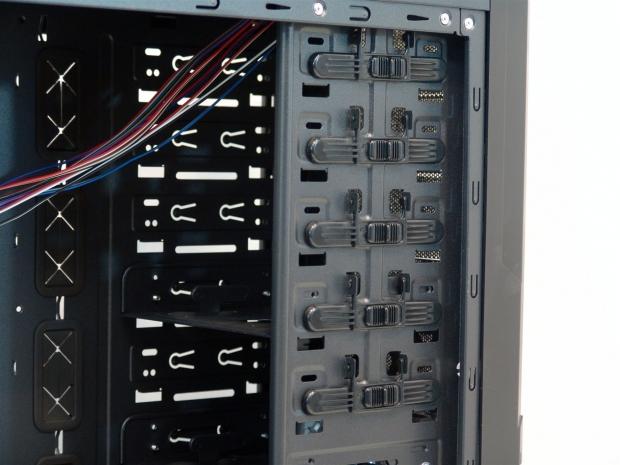 GameTiger Xniper PR-3 Mid-Tower Gaming Chassis Review 15