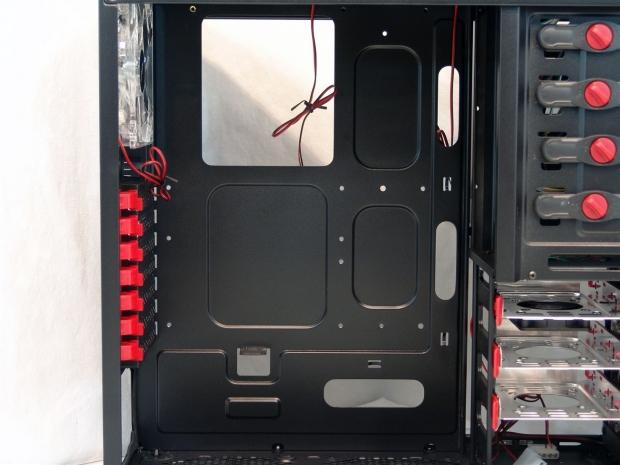 Sentey GS-6070 II Abaddom Mid-Tower Chassis Review 19