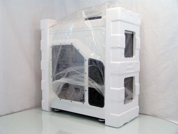 Cooler Master Storm Stryker Full-Tower Chassis Review 06 Cooler Master Storm Stryker Full-Tower Chassis Review 06