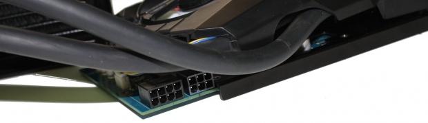 Inno3D GTX 680 iChill Black Series Accelero Hybrid 4GB Overclocked Video Card Review 10