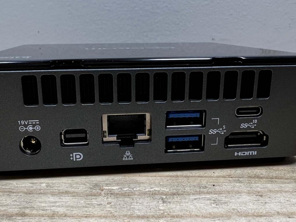 10150_geekom-miniair-11-sff-