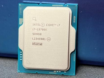 Intel Core i7-13700K 