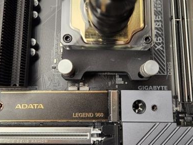 確認 10258_adata-legend-960-2tb-ssd