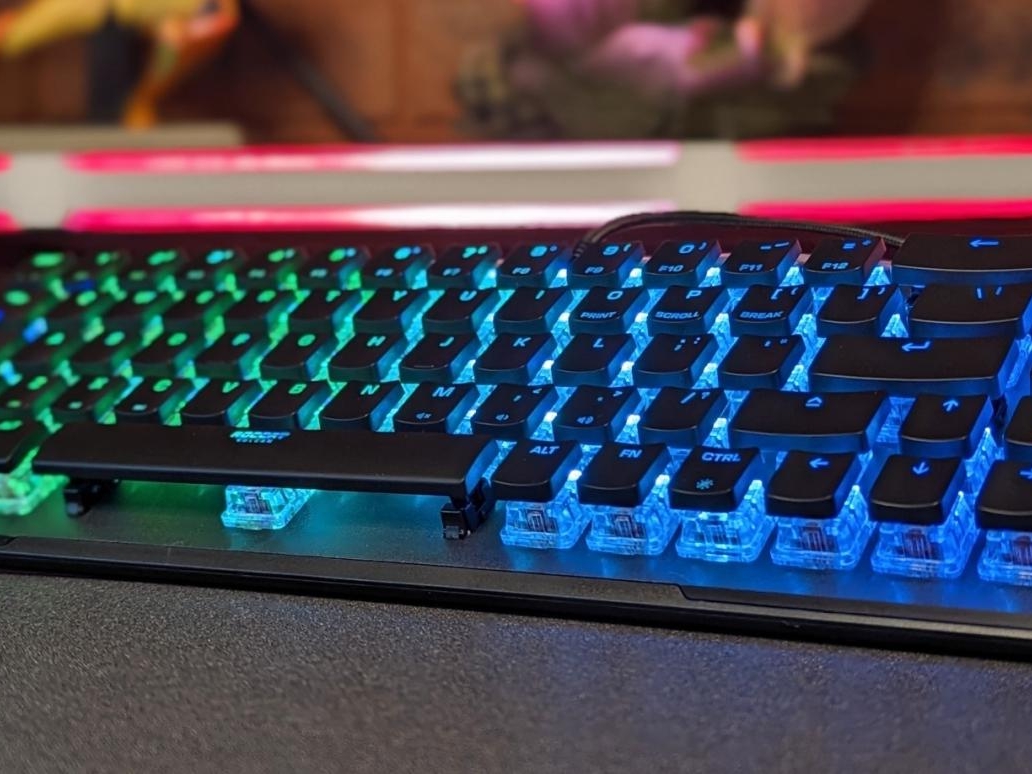 ROCCAT Vulcan II Mini Gaming Keyboard Review