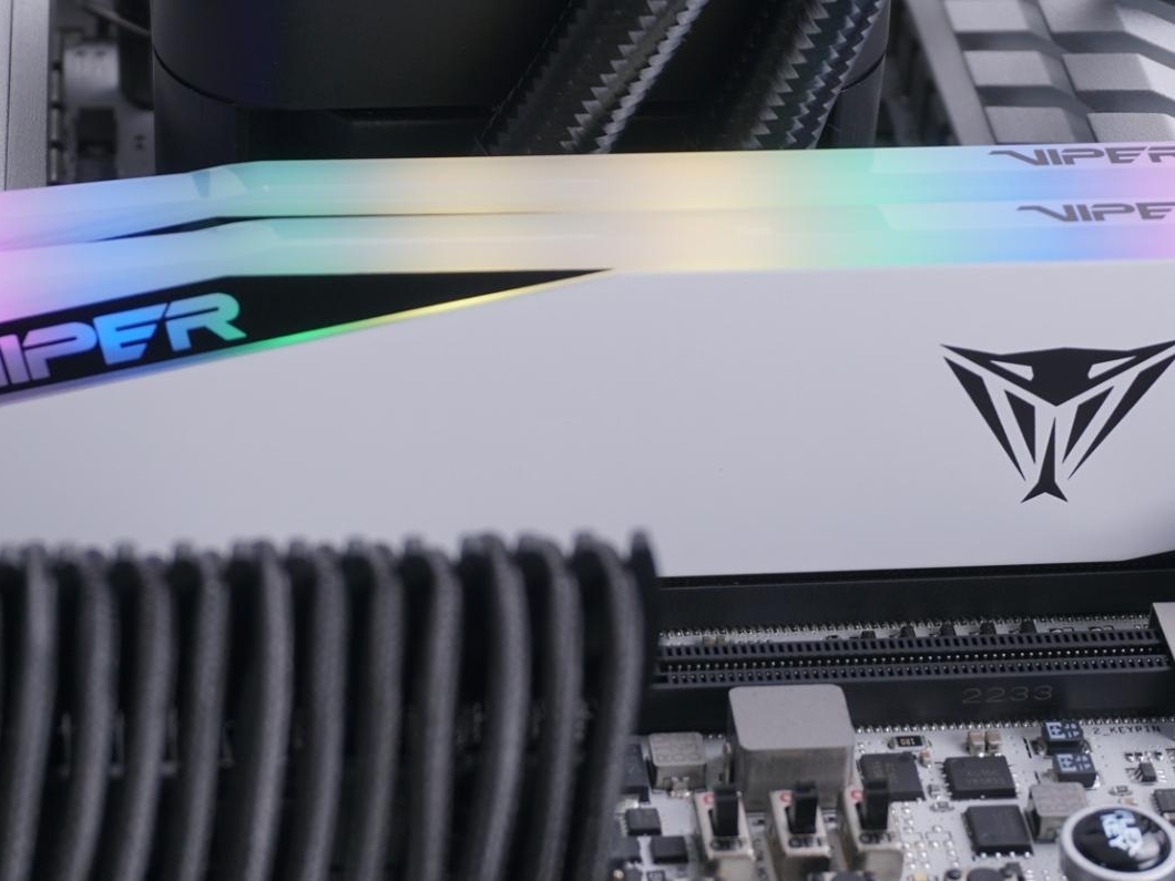 Viper Elite 5 RGB DDR5 Performance DRAM
