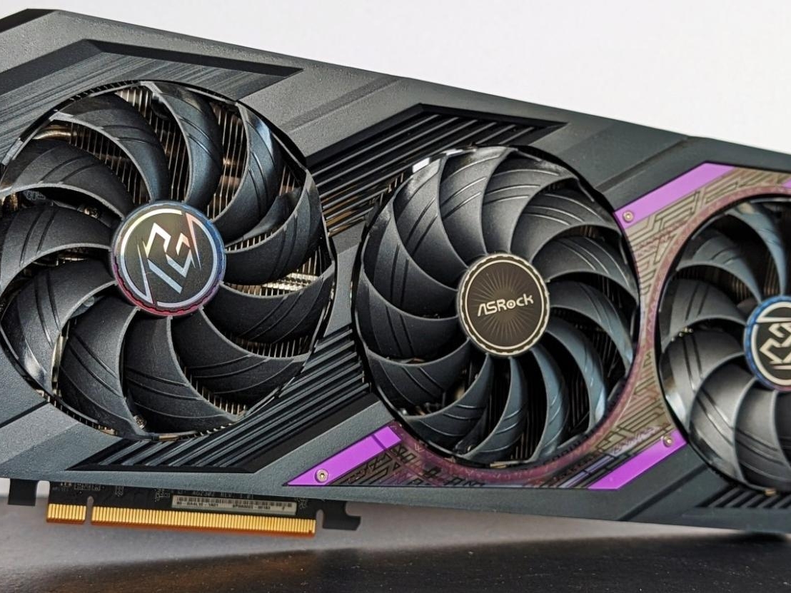 10606_asrock-radeon-rx-7700-xt