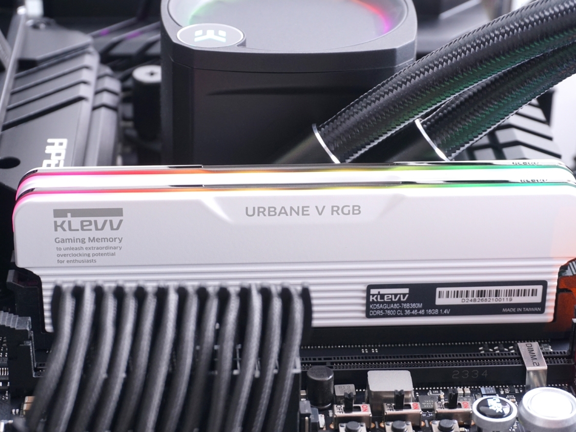 10949_klevv-urbane-rgb-ddr5-