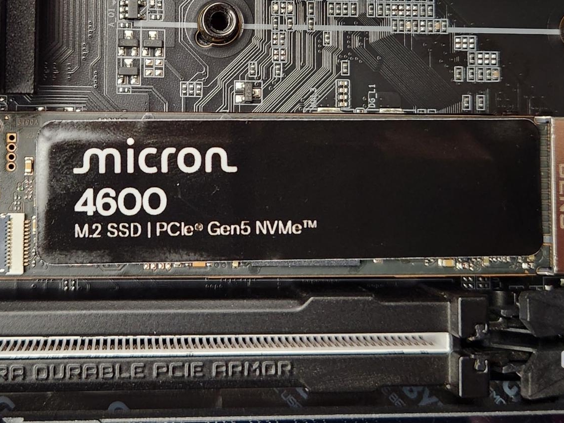 10984_micron-4600-2tb-ssd-