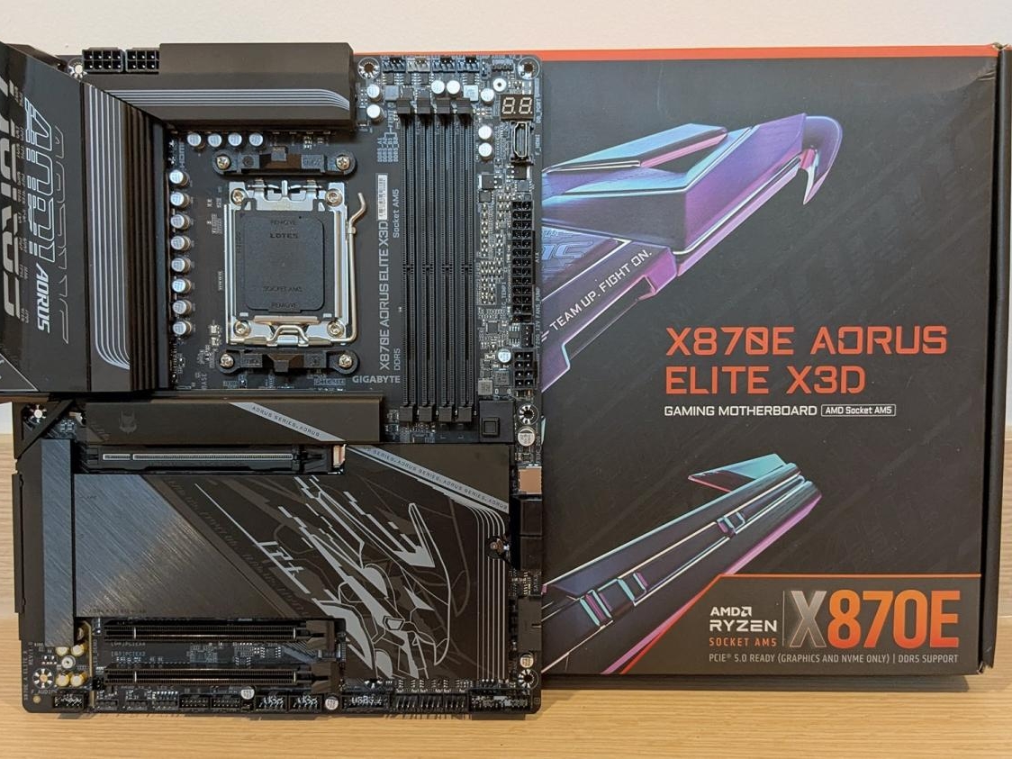 11367_gigabyte-x870e-aorus-