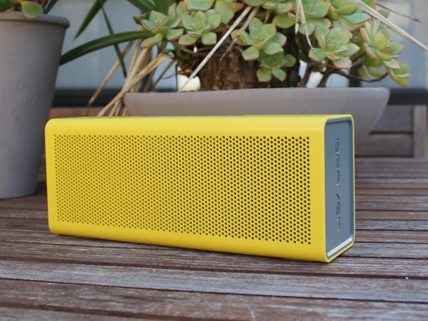 BRAVEN 805 Portable Bluetooth Speaker Review