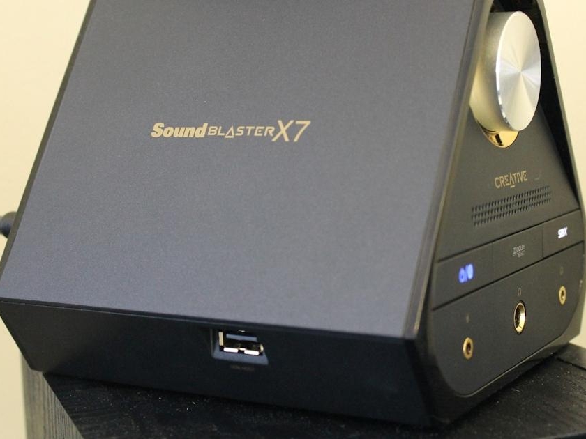 7406_creative-sound-blaster-x7