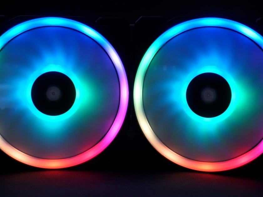 8386_corsair-ll140-dual-light-
