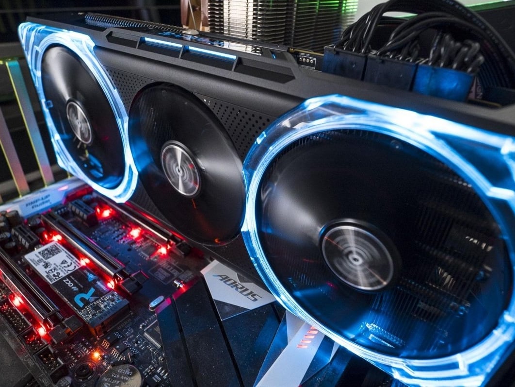 SAPPHIRE Radeon RX Vega 64 NITRO+ Review: 3 x 8-pin PCIe?!