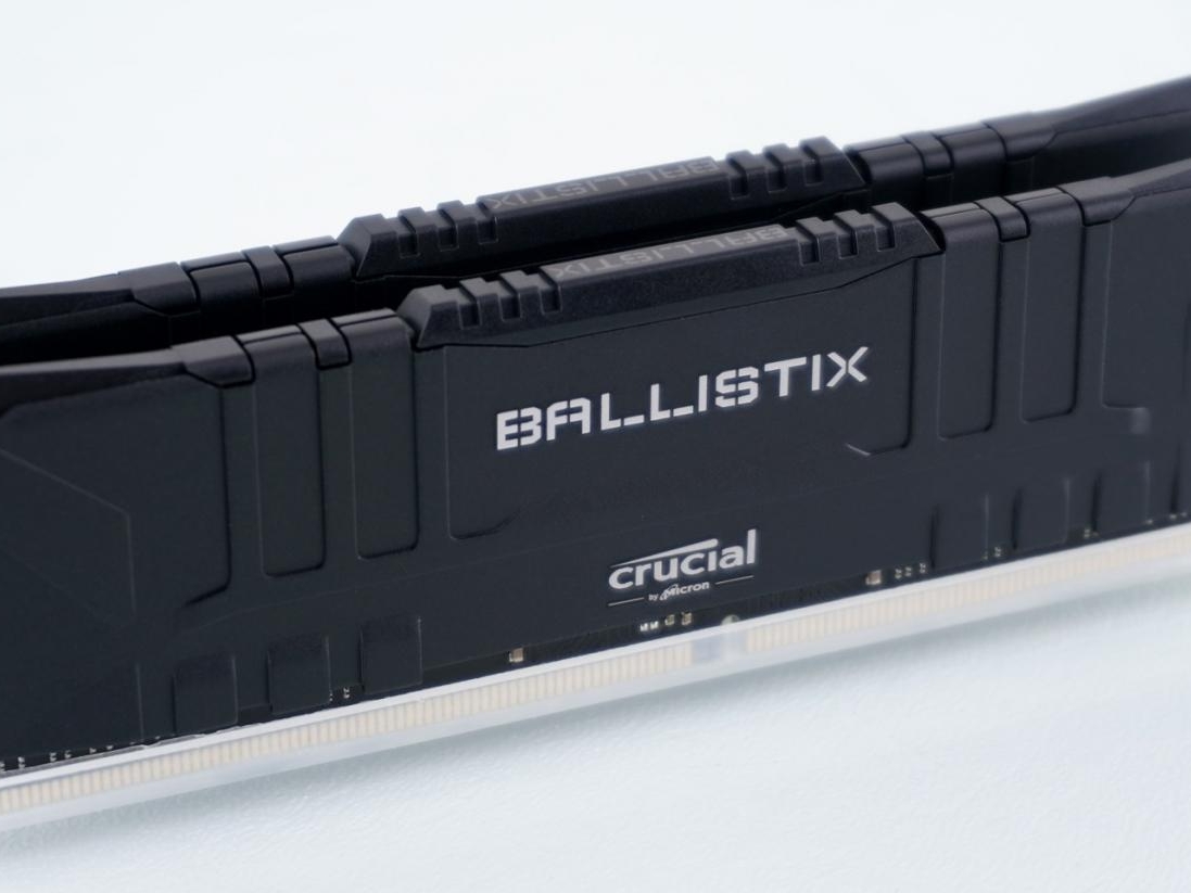 9449_crucial-ballistix-ddr4-