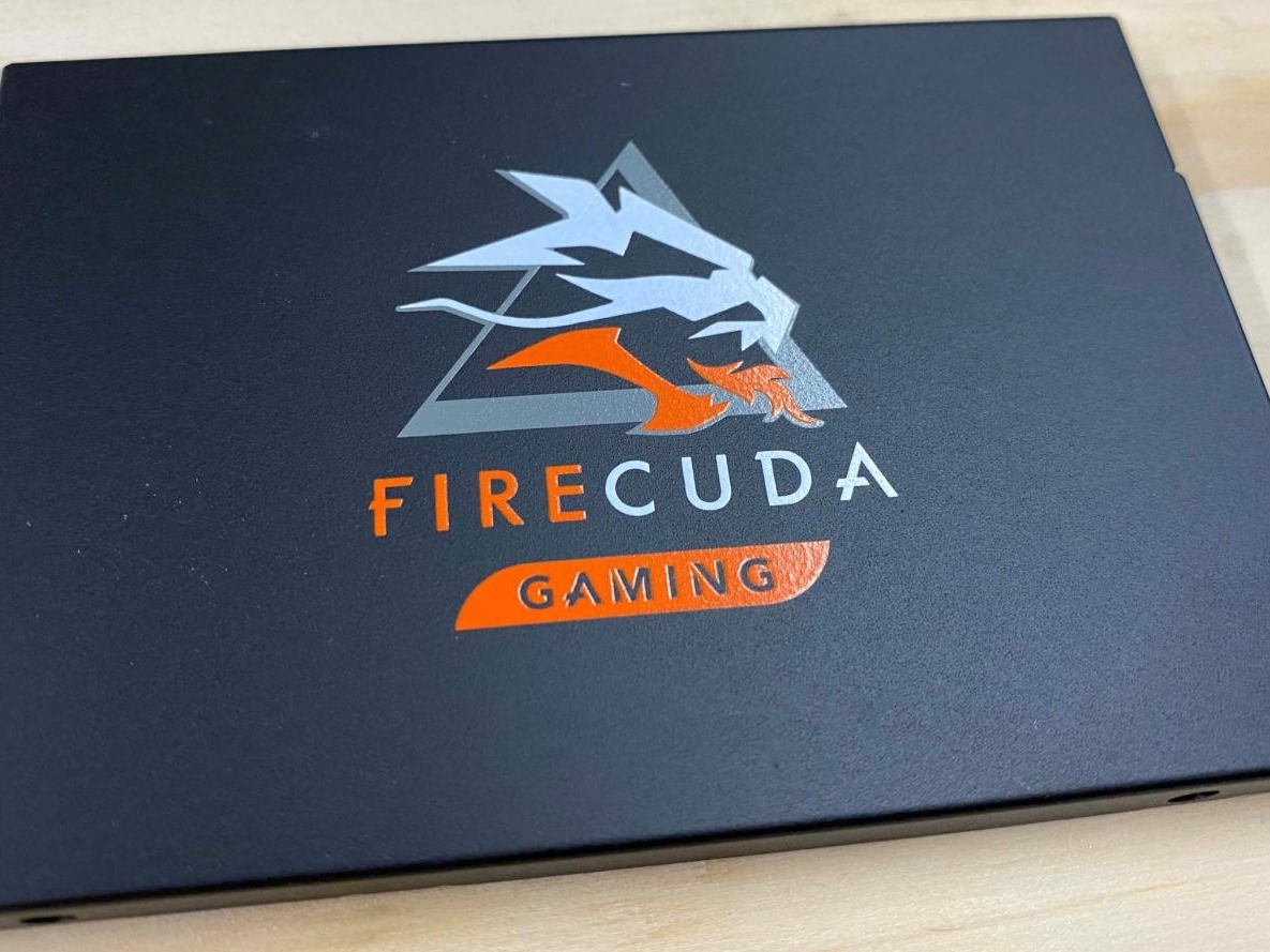 9560_seagate-firecuda-gaming-