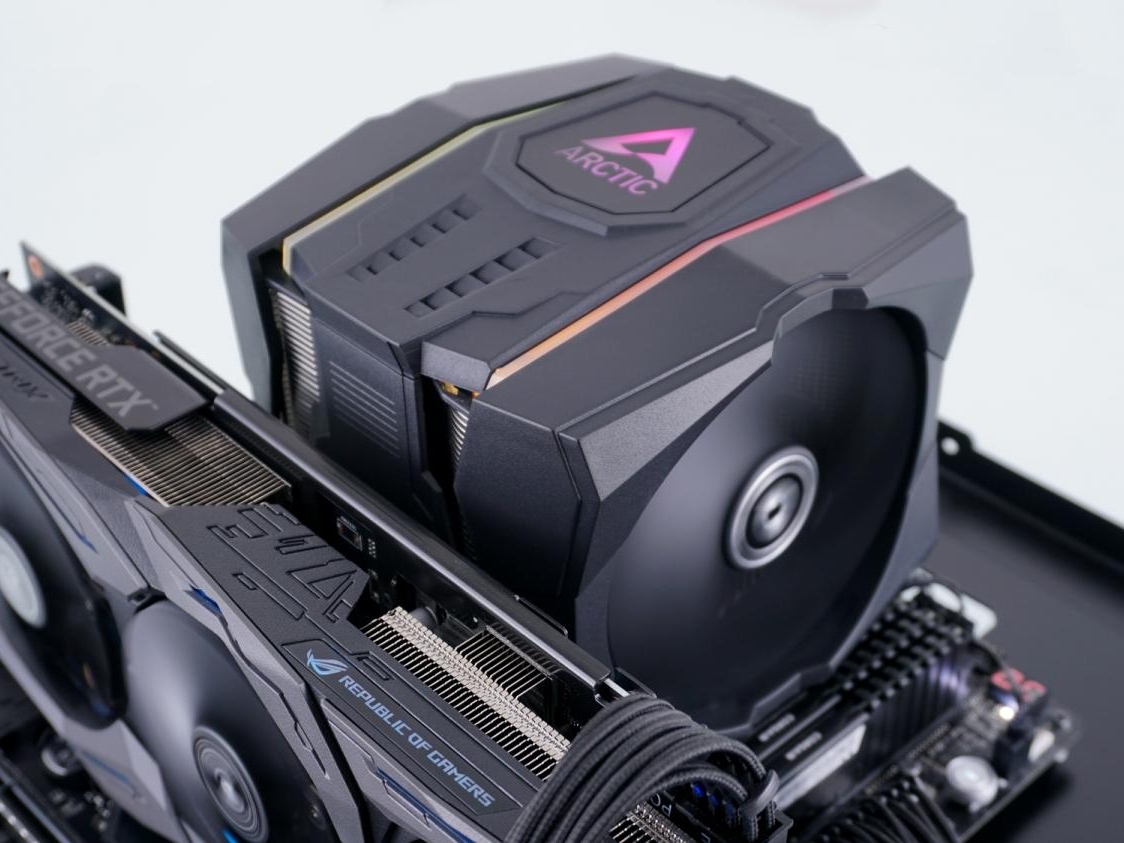 未使用品 Arctic Freezer 50 CPUクーラー Amazon.com: ARCTIC Freezer 50 (incl. A-RGB Controller