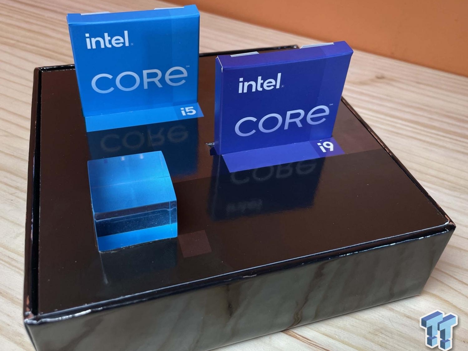 CPU Intel Core i5-11600K CPU Amazon.com: Intel Core i5 (11th Gen) i5-11600K Hexa-core (6