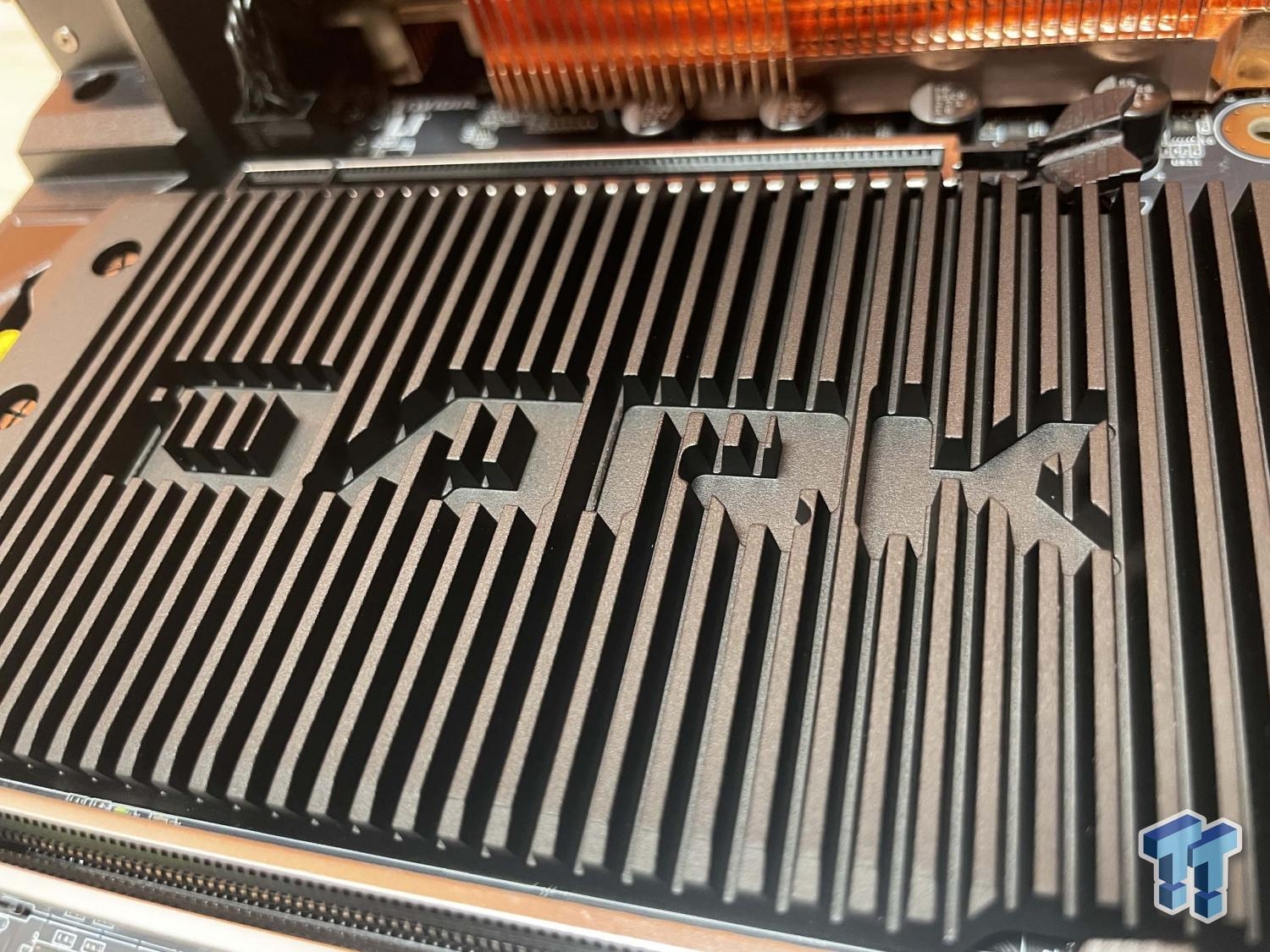 9894_evga-z590-dark-