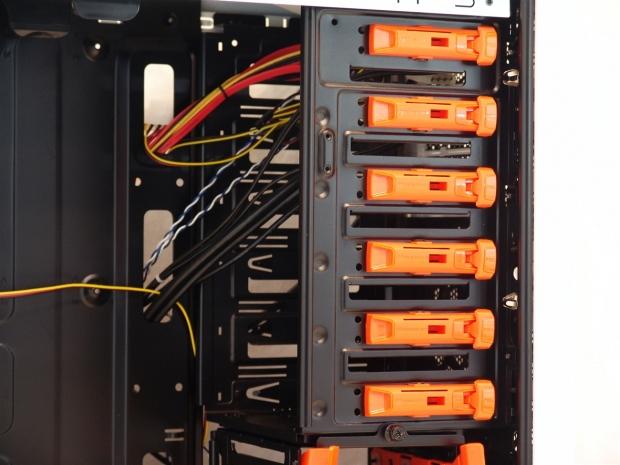 Cougar Evolution Galaxy Full Tower Chassis Review 15 Cougar Evolution Galaxy Full Tower Chassis Review 15