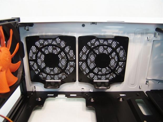 Cougar Evolution Galaxy Full Tower Chassis Review 18 Cougar Evolution Galaxy Full Tower Chassis Review 18