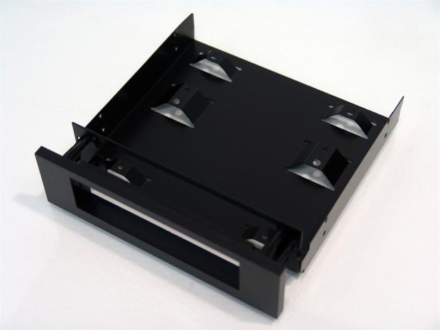 Cougar Evolution Galaxy Full Tower Chassis Review 25 Cougar Evolution Galaxy Full Tower Chassis Review 25