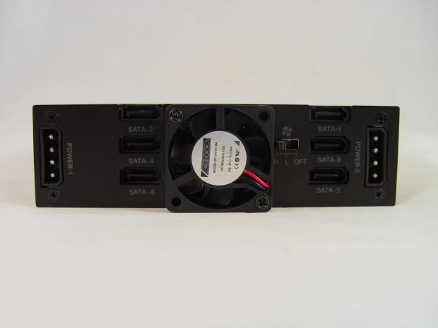 Icy Dock MB996SP-6SB 6-Bay 2.5inch Drive Cage Review 09