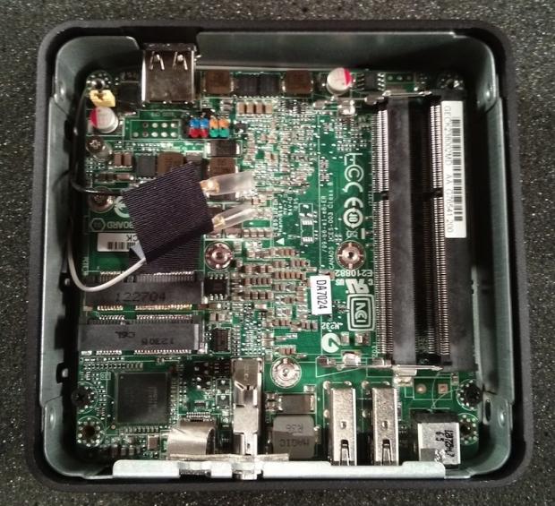 intel nuc dc3217by